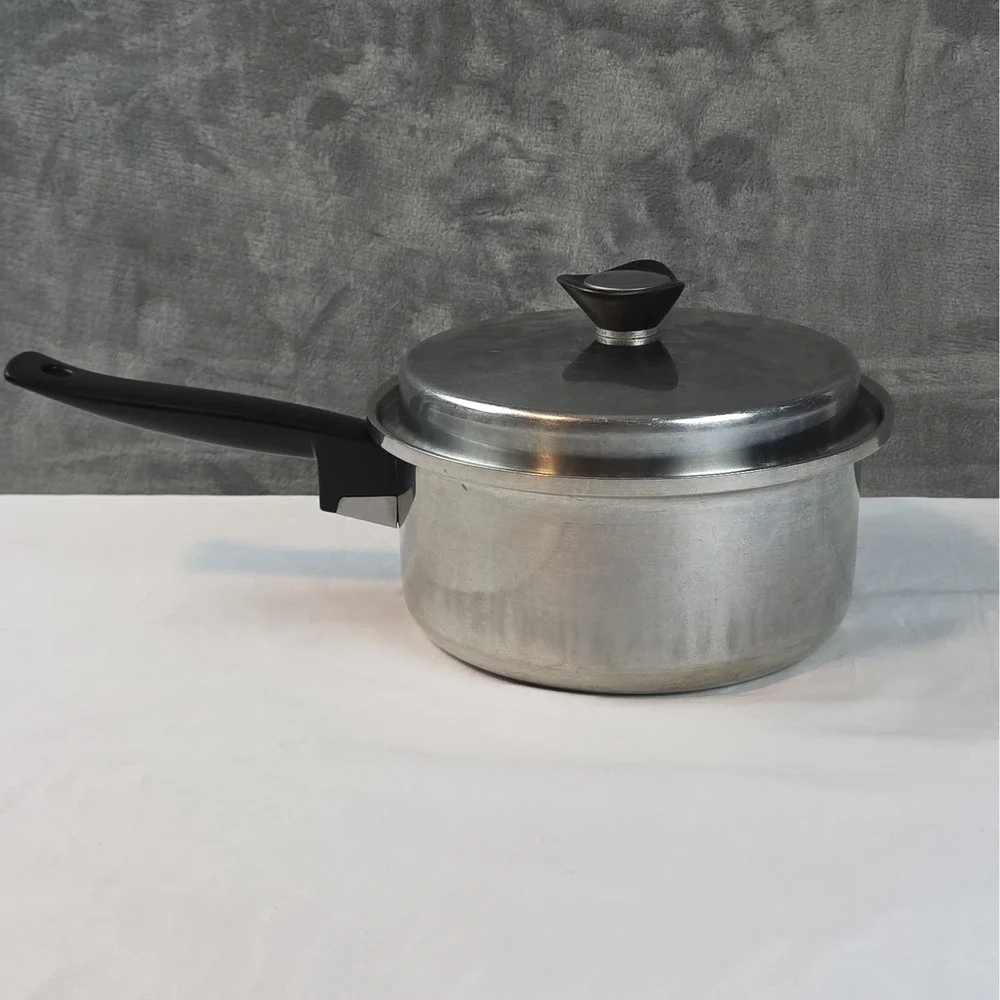 Vintage MAXAM maxam Ply Surgical Stainless 2.25 Qt Sauce Pan With Lid  Please...
